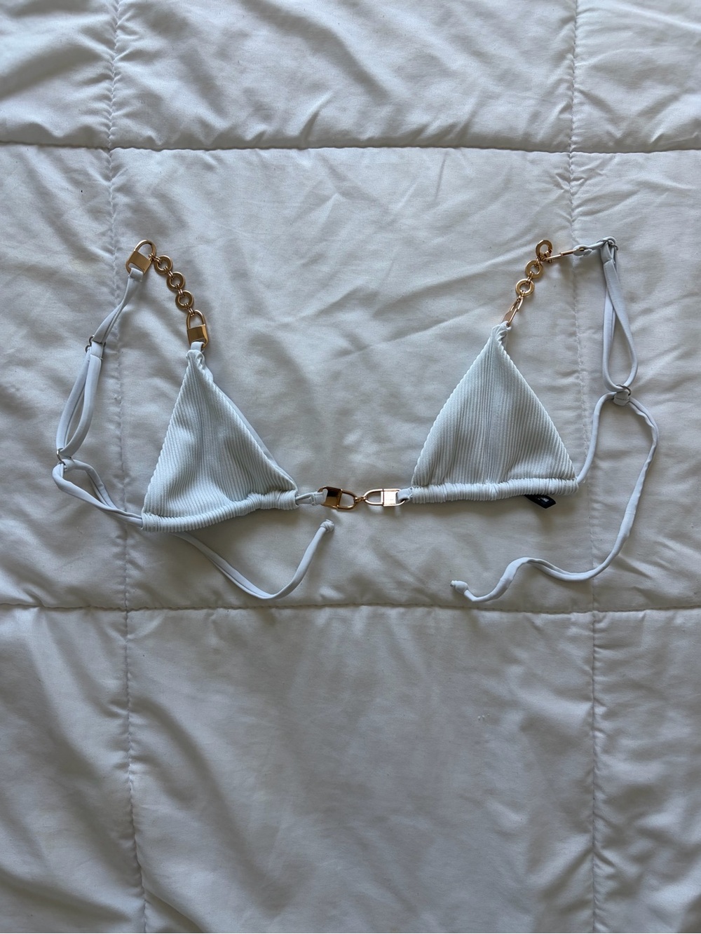 PLT White Ribbed Gold Chain Detail Triangle Bikini Set Size 2 - Picture 4 of 8